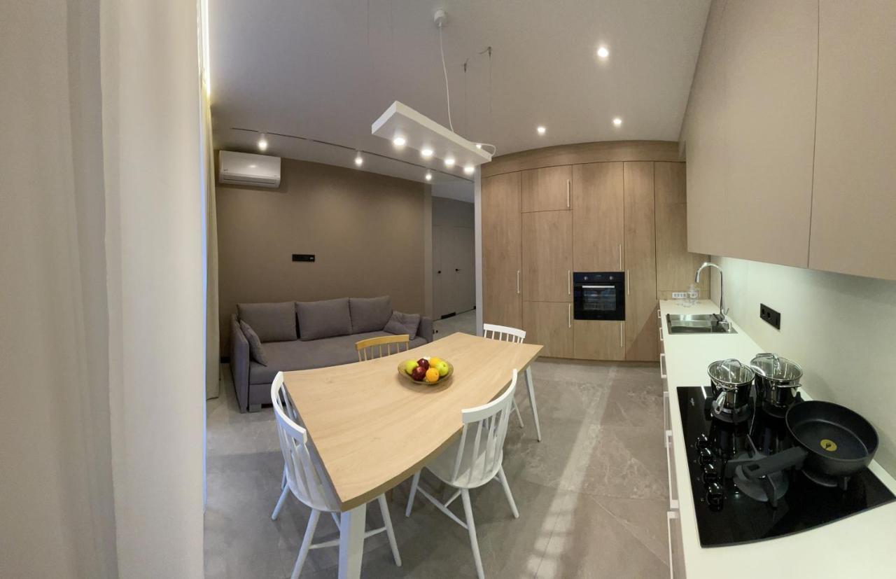 Cities Gallery Apartments Λβιβ Εξωτερικό φωτογραφία