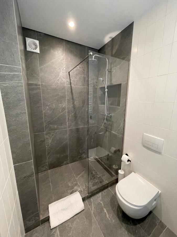 Cities Gallery Apartments Λβιβ Εξωτερικό φωτογραφία