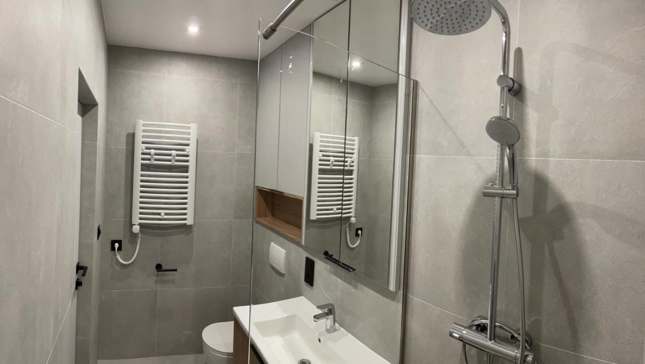 Cities Gallery Apartments Λβιβ Εξωτερικό φωτογραφία