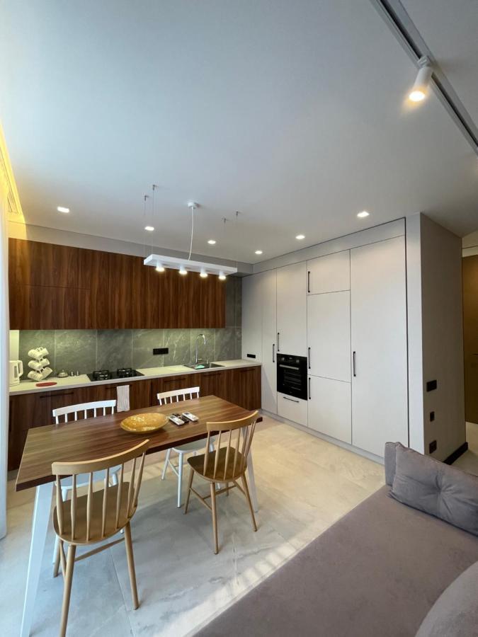 Cities Gallery Apartments Λβιβ Εξωτερικό φωτογραφία